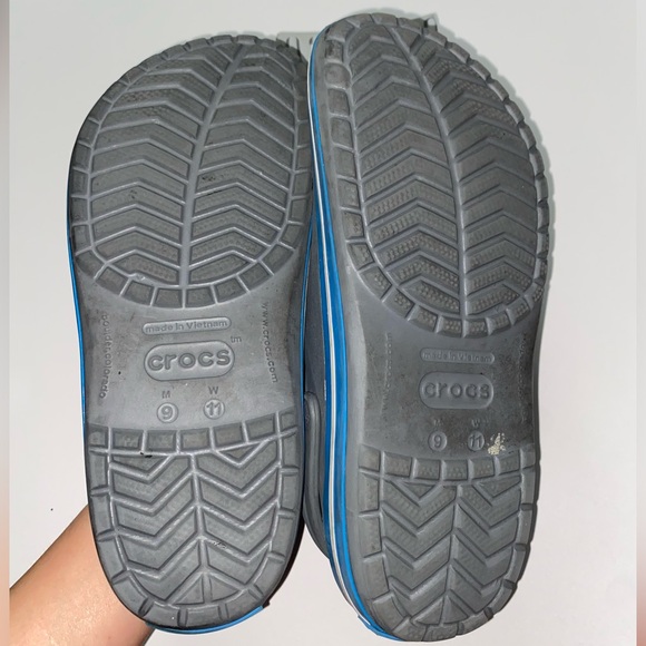 Crocs - Picture 2 of 3